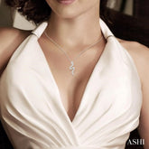 1/10 ctw Snake Petite Round Cut Diamond Fashion Pendant With Chain in 10K White Gold